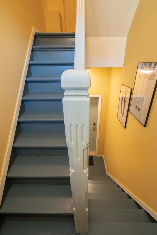 Shway - The Light Blue Parrot Apartment Antwerp Exterior photo