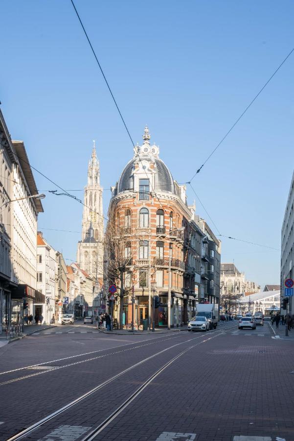 Shway - The Light Blue Parrot Apartment Antwerp Exterior photo